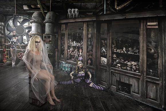 Pris with dolls-Edit-3